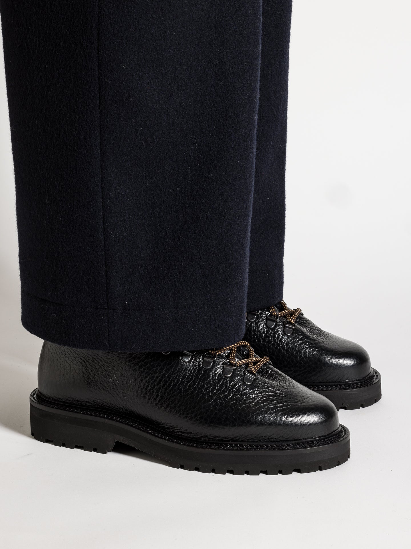 RASMUS BOLD BLACK – Jacques Solovière Paris