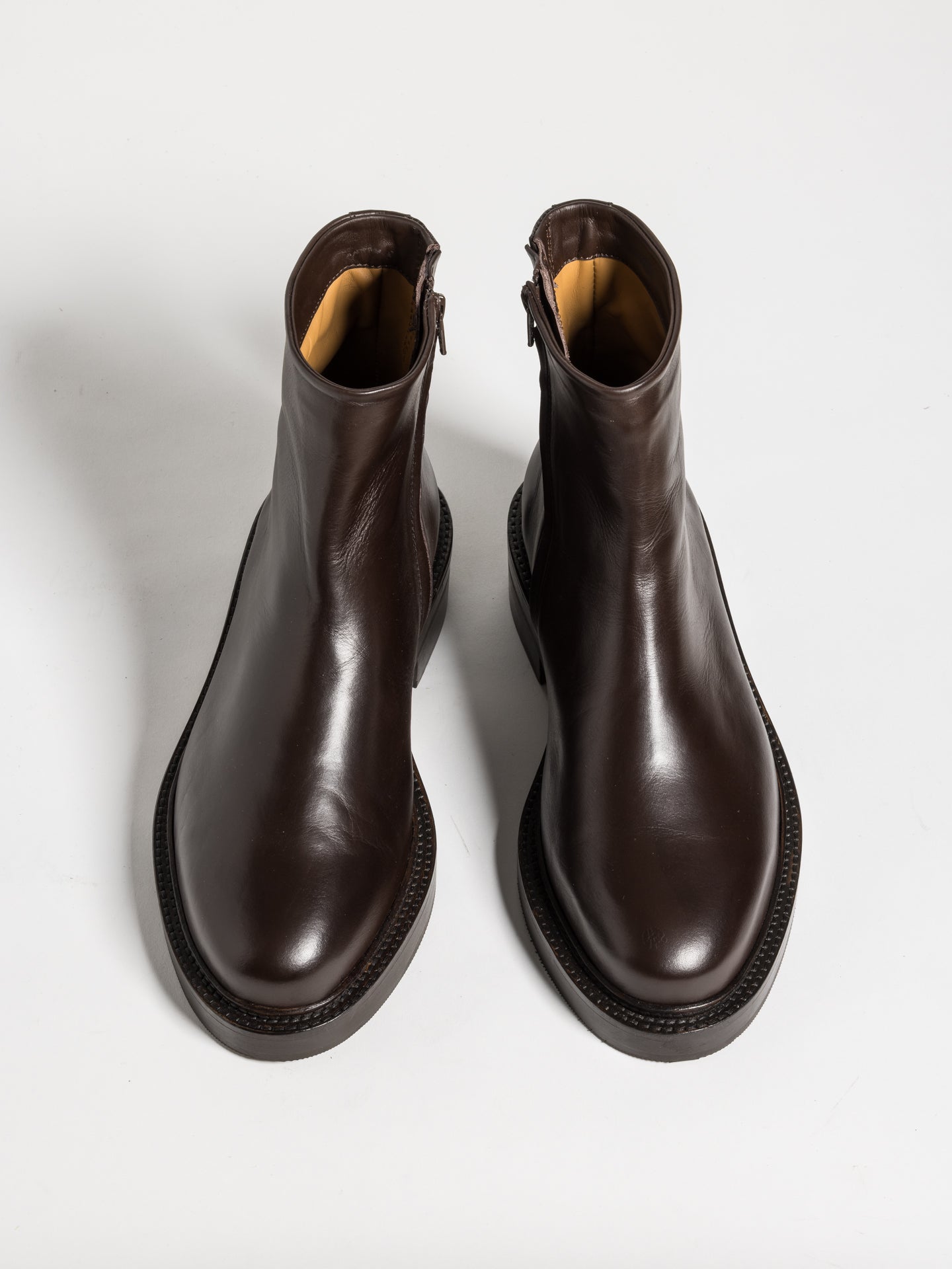 MARCUS DARK BROWN – Jacques Solovière Paris