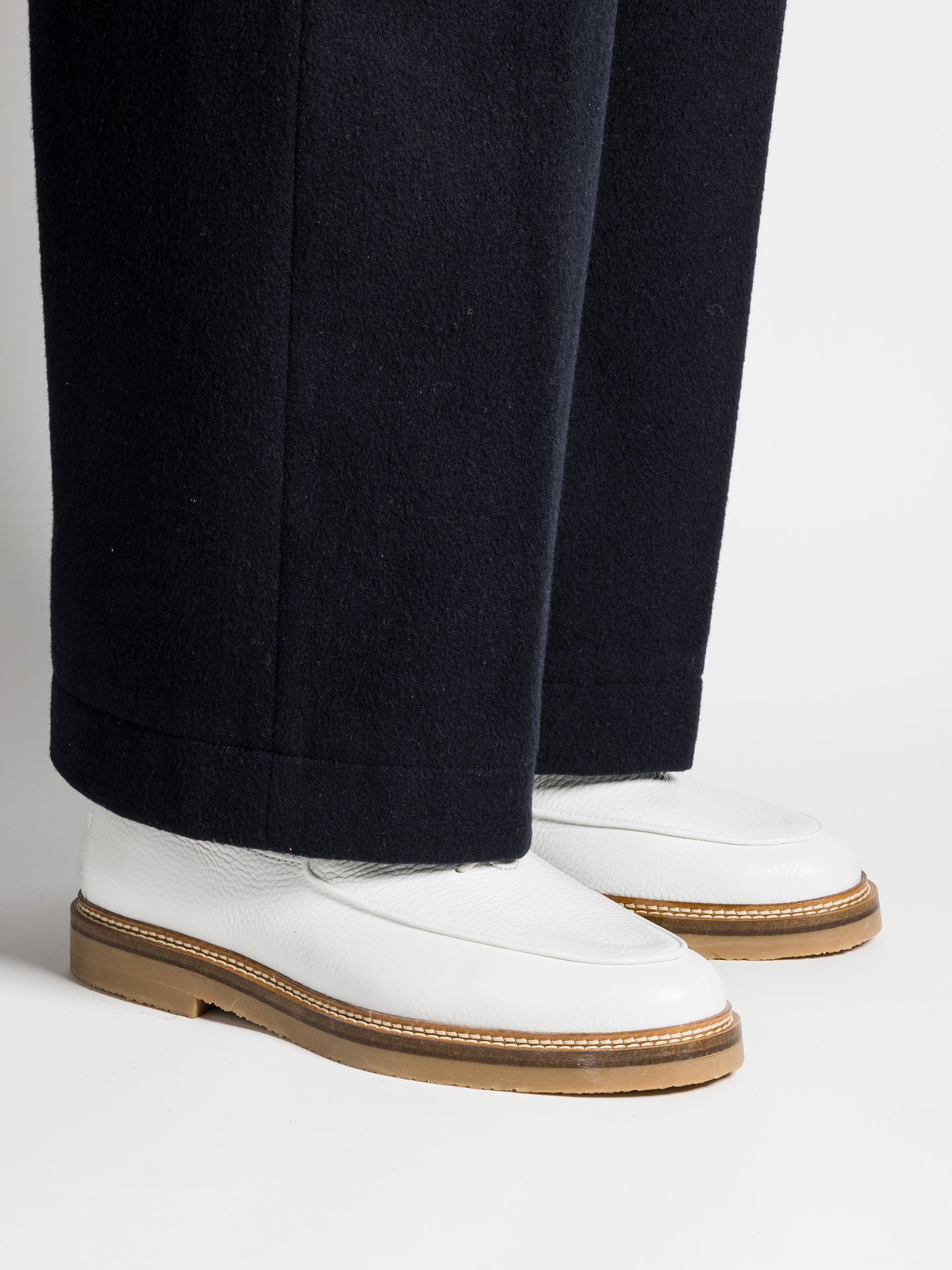 OLIVIER WHITE GRAINED – Jacques Solovière Paris