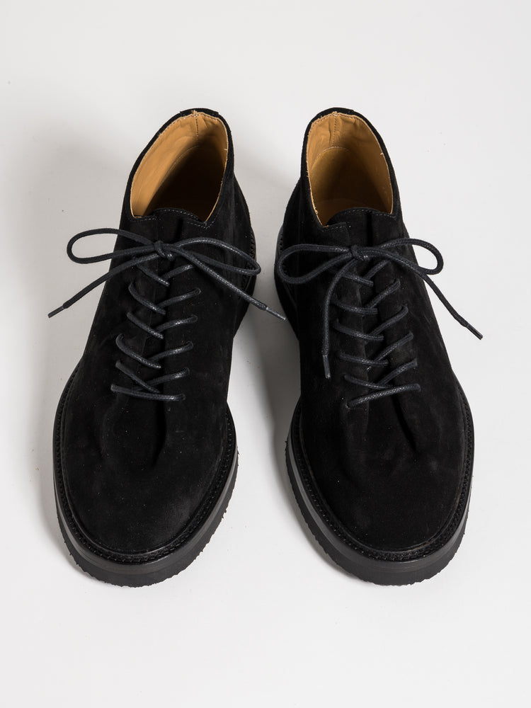 
                  
                    Charger l&amp;#39;image dans la galerie, CHUKKA BLACK
                  
                