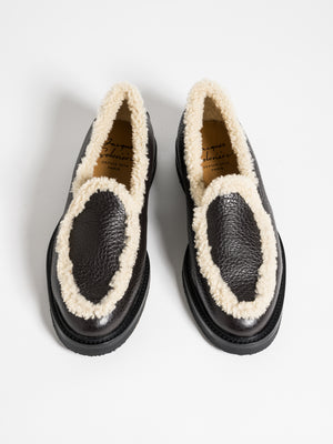 
                  
                    Load image into Gallery viewer, ALEXIS EBANO SHEARLING
                  
                