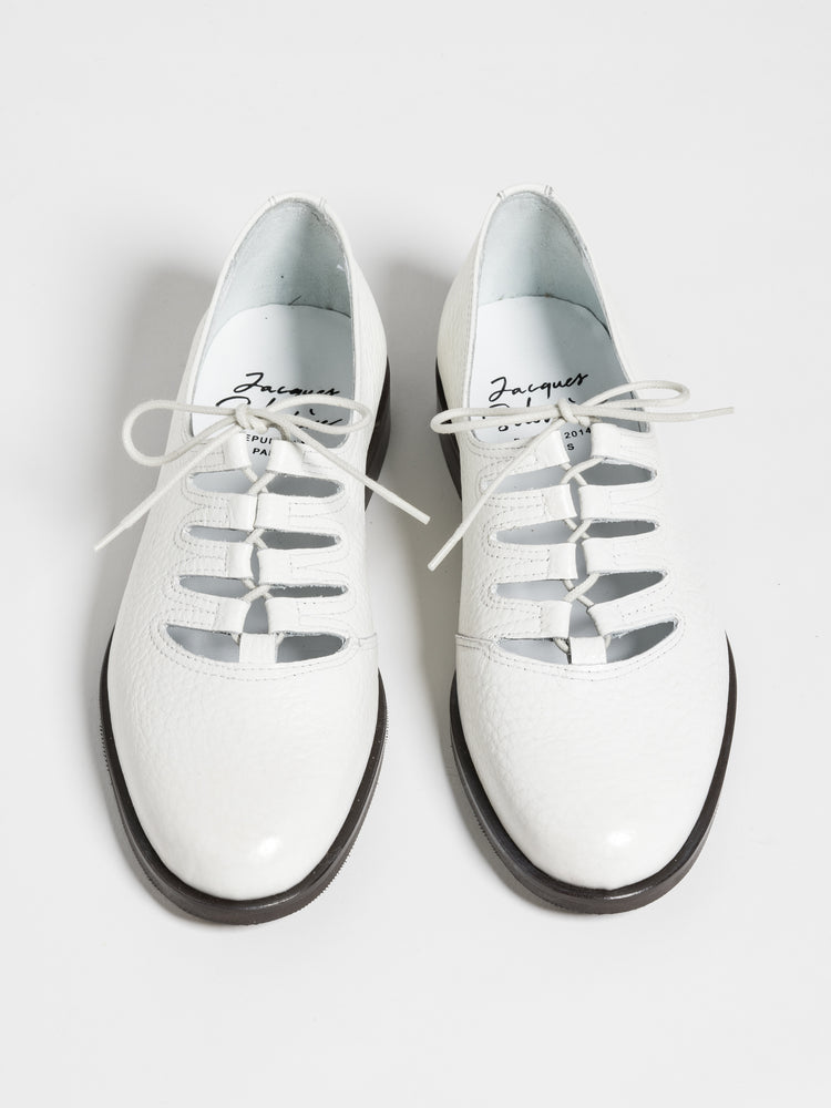 
                  
                    Load image into Gallery viewer, STEVE JUMBO WHITE
                  
                