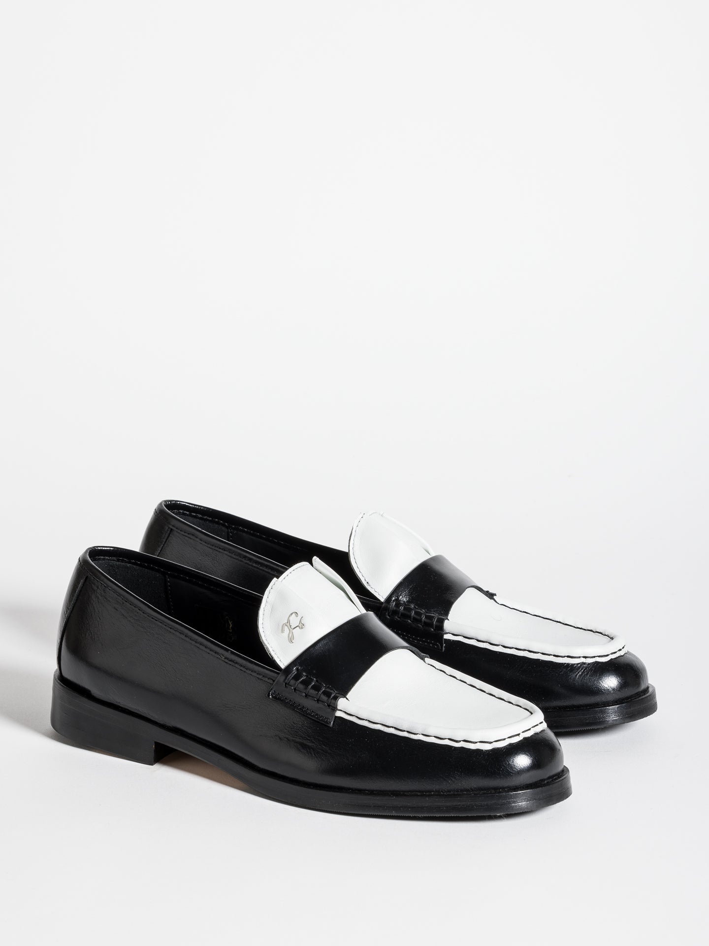 Jacques Solovière Paris | MOLIÈRE BLACK & WHITE