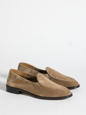 CHRIS EARTH SUEDE